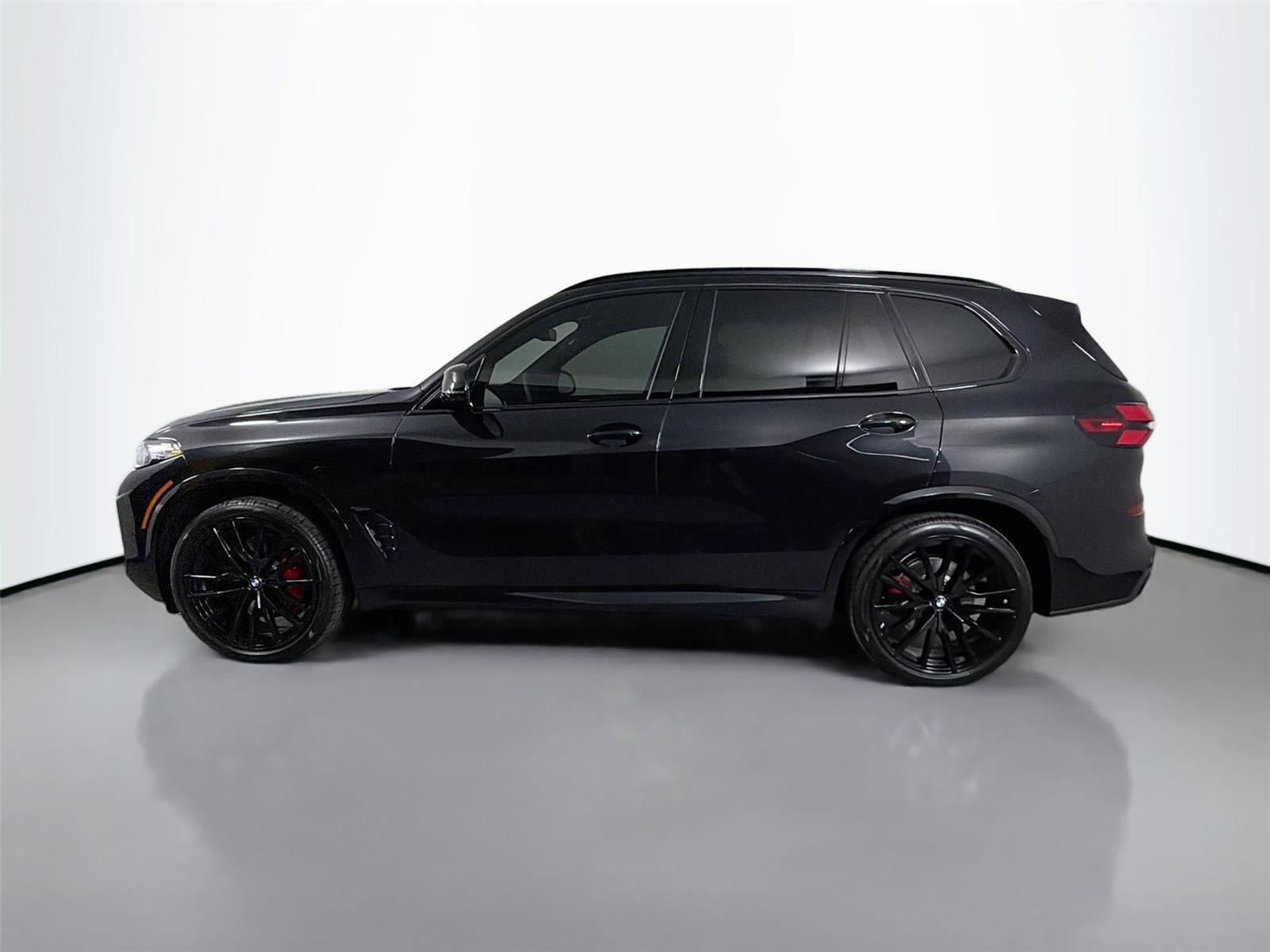 New 2026 BMW X5 xDrive40i w/ M Sport Package image 8
