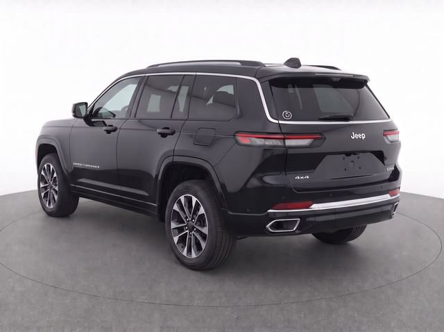 Used 2022 Jeep Grand Cherokee Laredo X AWD/4WD image 3