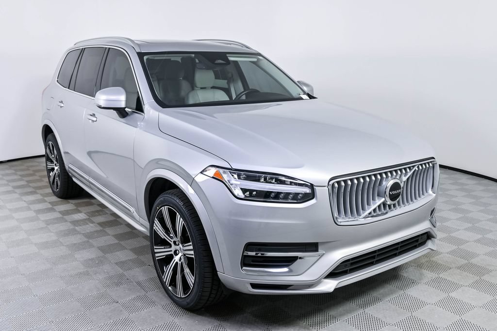 Certified 2025 Volvo XC90 T8 Core w/ Protection Package AWD/4WD image 27