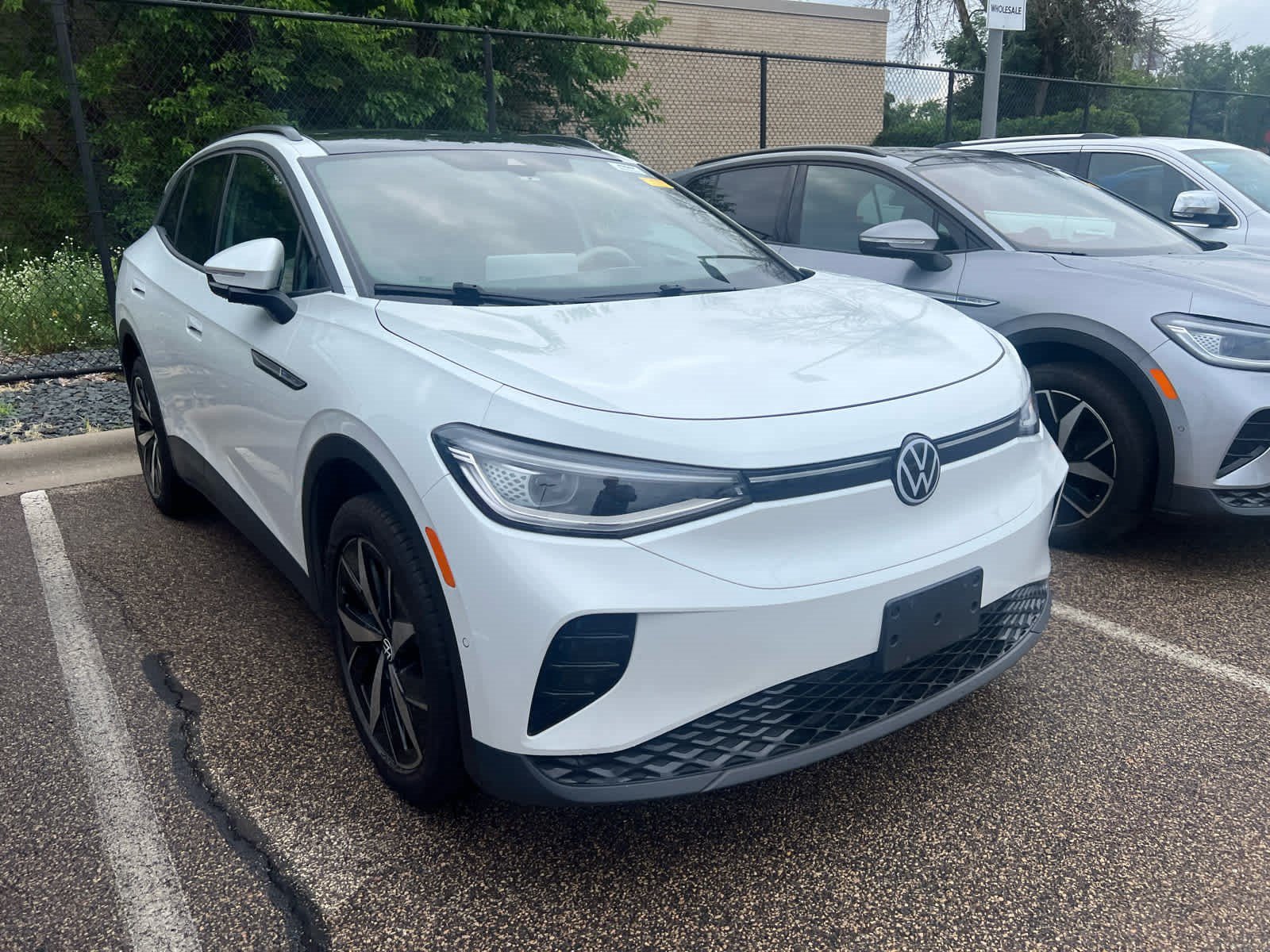 Used 2023 Volkswagen ID.4 Pro S AWD/4WD image 2