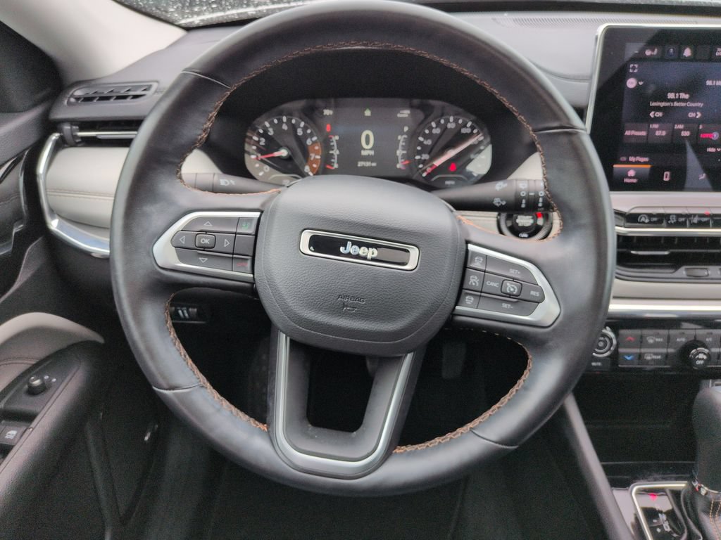 Used 2022 Jeep Compass Limited w/ Sun and Sound Group AWD/4WD image 14