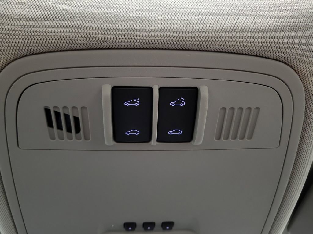 Used 2014 Buick Regal Premium image 21