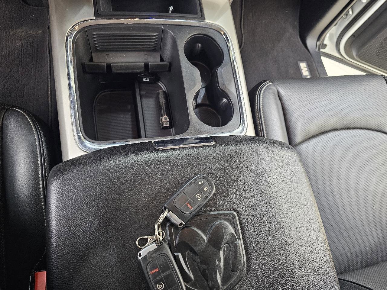 Used 2016 RAM 2500 Laramie AWD/4WD image 36
