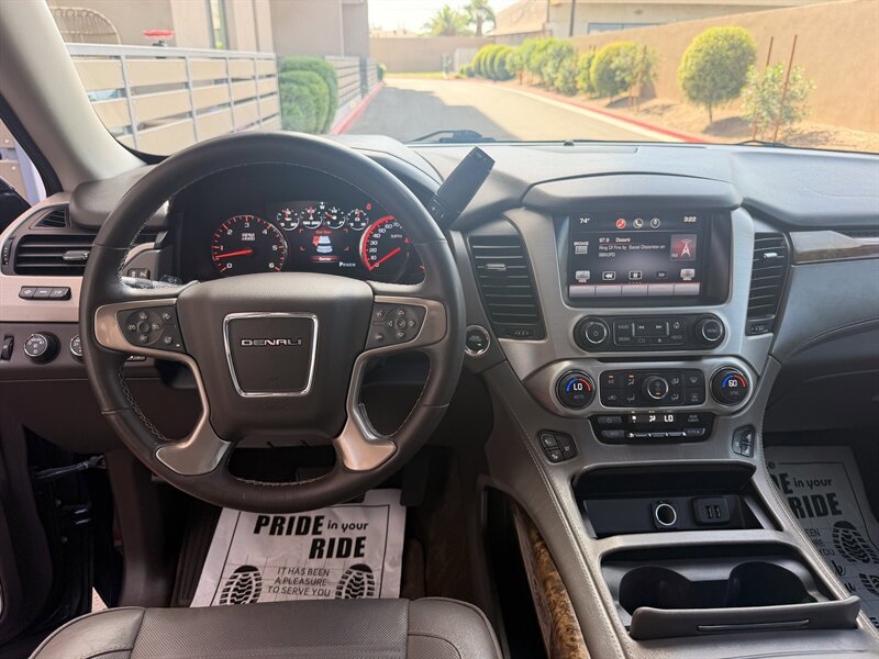 Used 2015 GMC Yukon XL Denali w/ Touring Package AWD/4WD image 18
