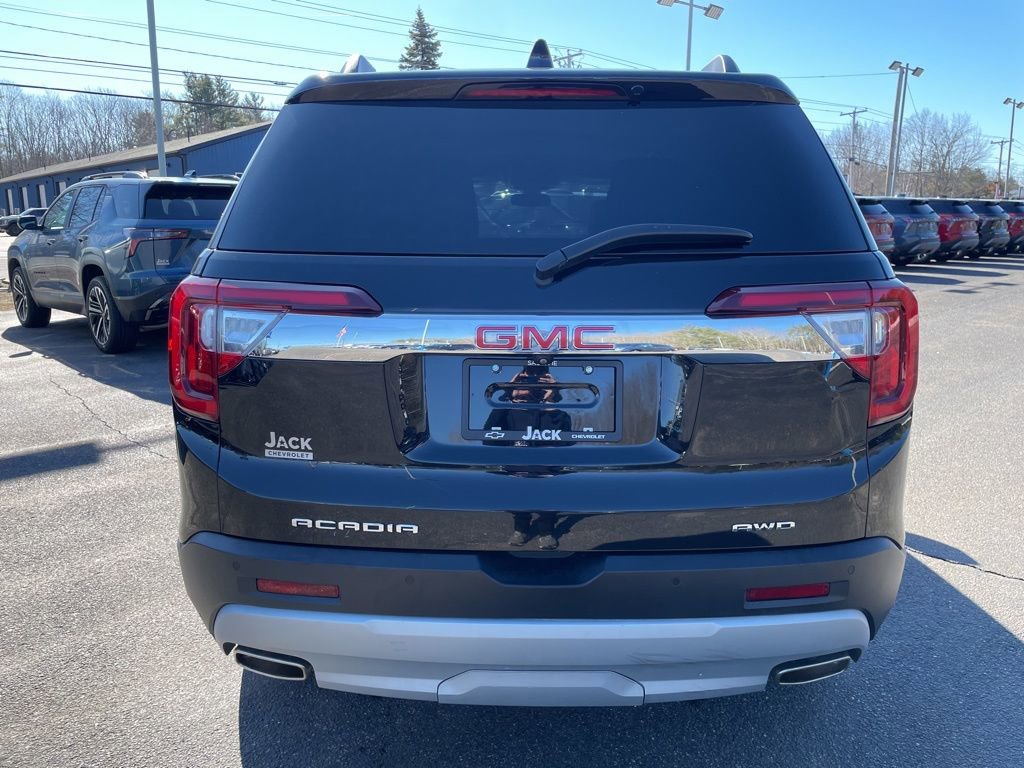 Used 2023 GMC Acadia SLT image 6