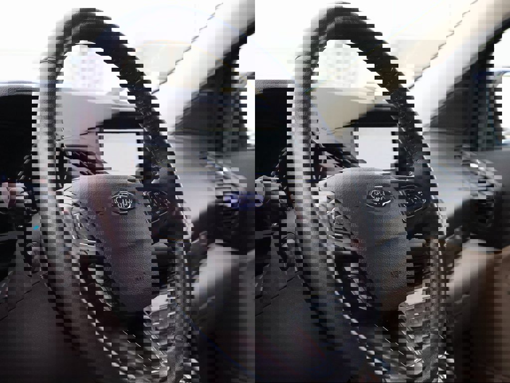 Used 2019 Ford Escape Titanium image 26