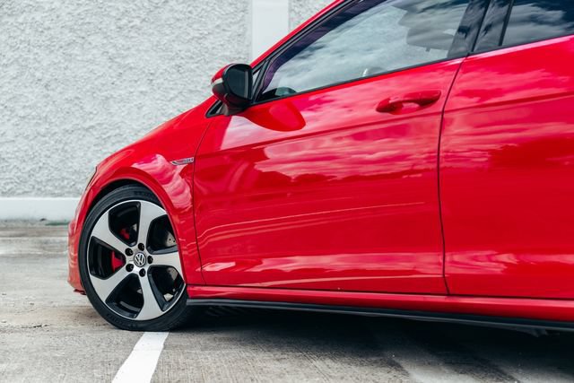 Used 2015 Volkswagen GTI S FWD image 29