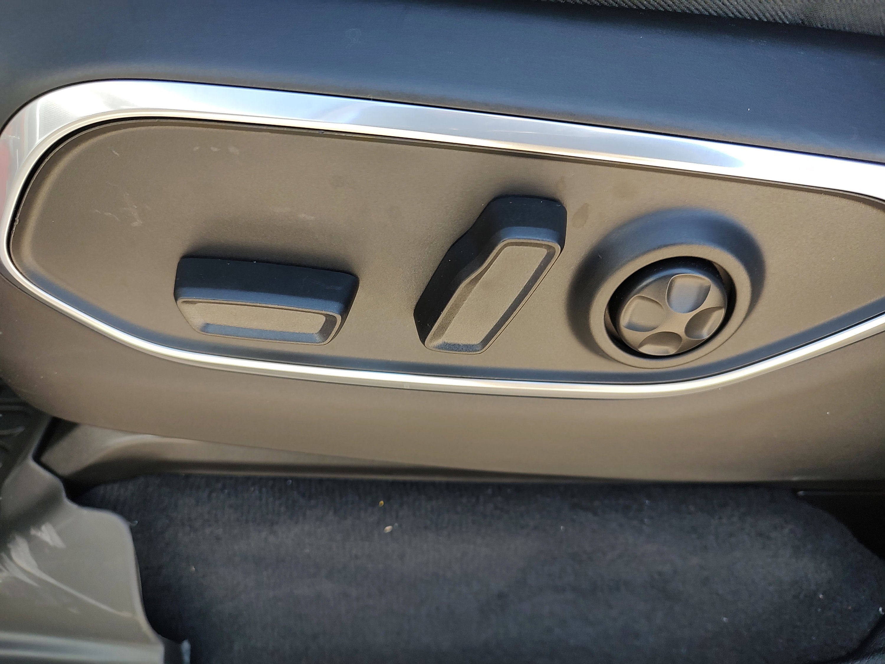 New 2025 Jeep Wagoneer 4WD image 28