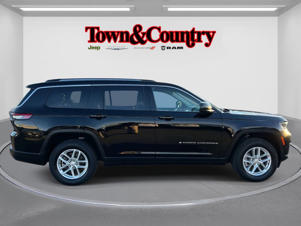 Certified 2023 Jeep Grand Cherokee L Laredo image 4