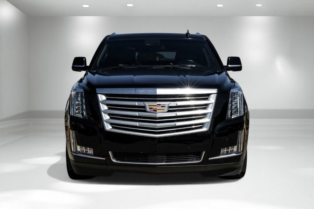 Used 2019 Cadillac Escalade ESV Platinum image 5