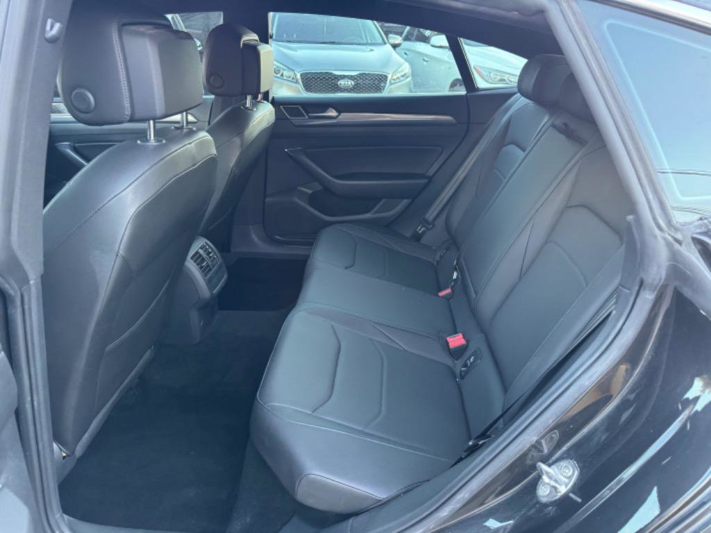 Used 2019 Volkswagen Arteon SE FWD image 11