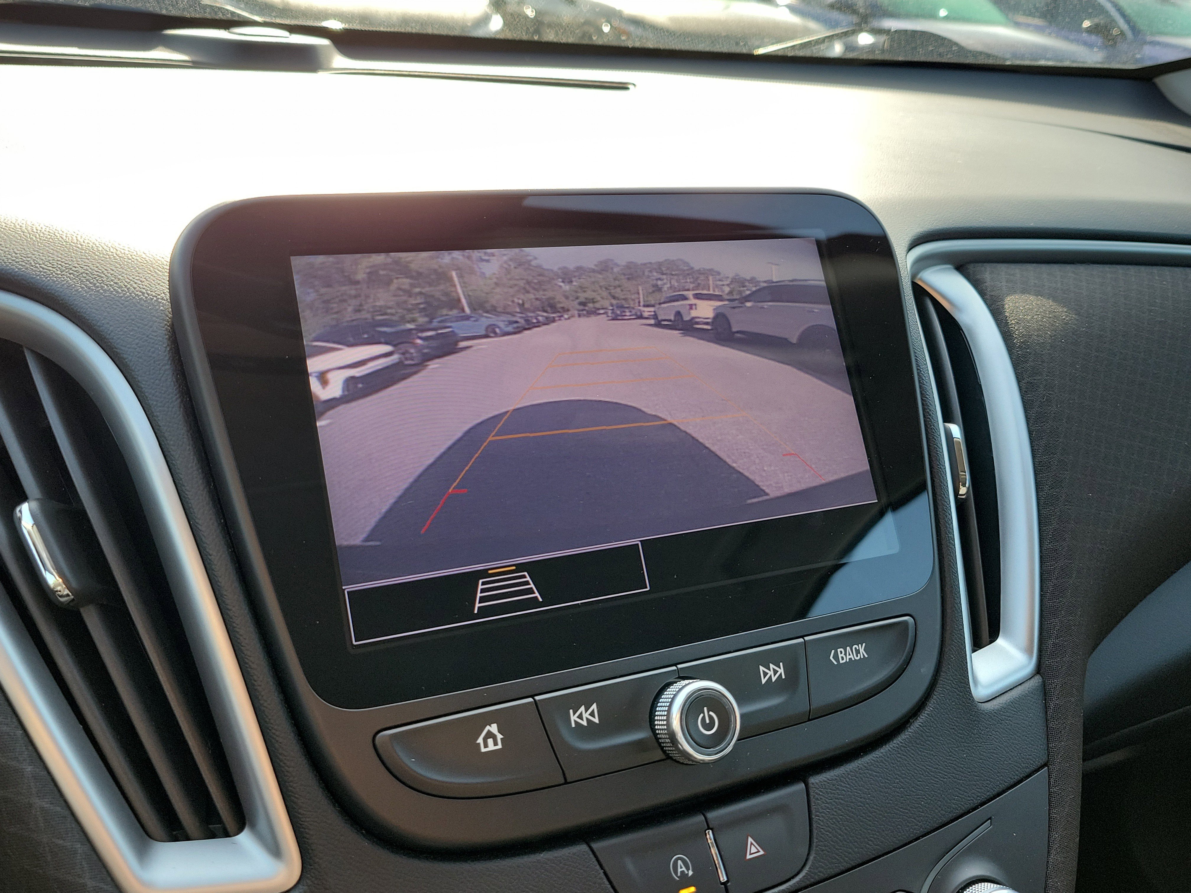 Used 2022 Chevrolet Malibu RS image 32