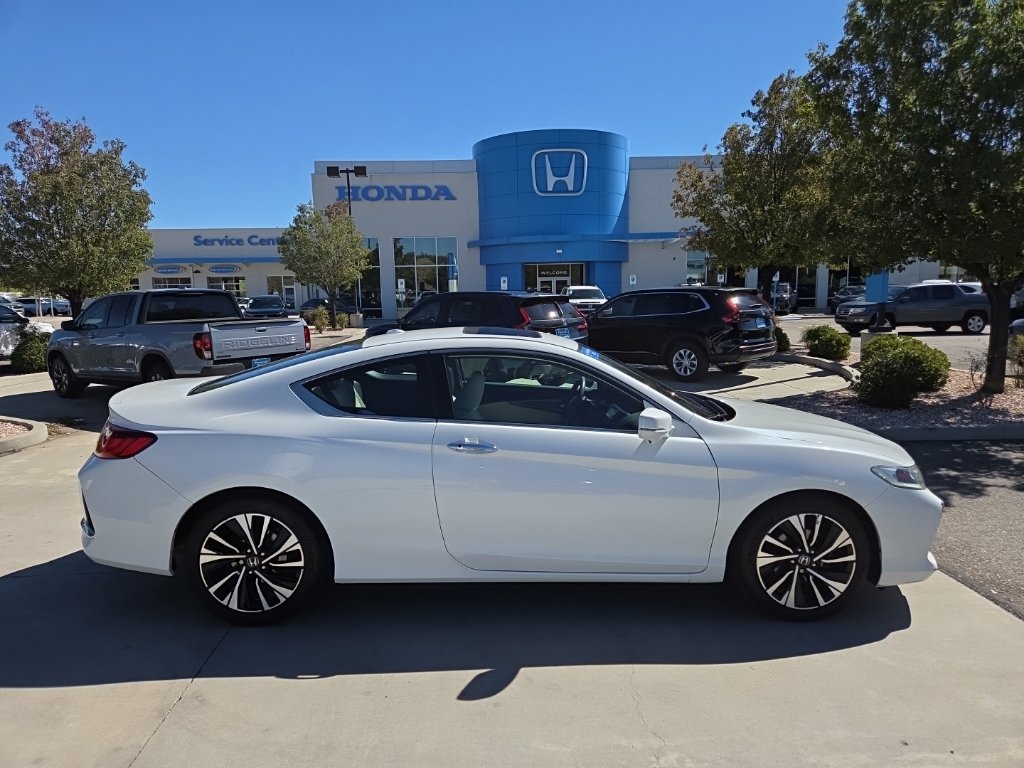 Certified 2017 Honda Accord EX-L image 4