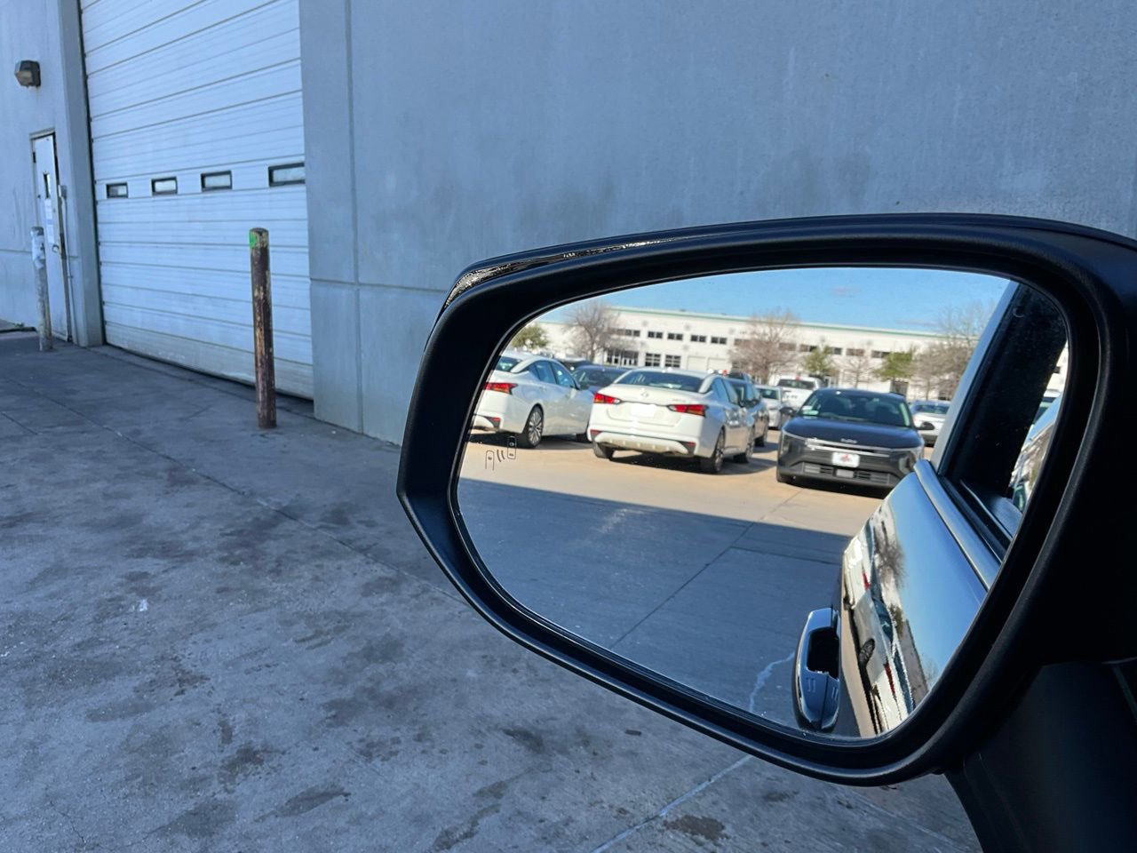 Used 2025 Toyota RAV4 XLE image 20