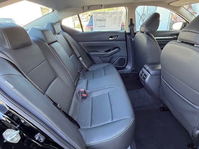 New 2025 Nissan Altima 2.5 SL AWD/4WD image 14