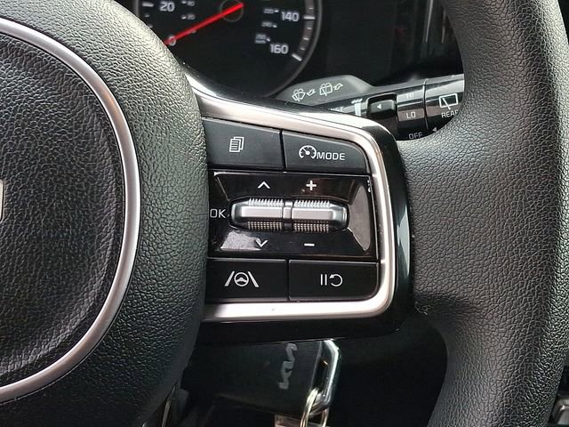 Used 2023 Kia Sorento LX image 22