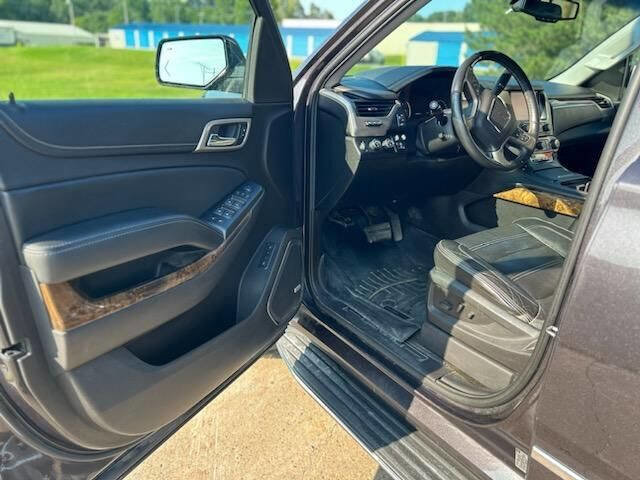 Used 2016 GMC Yukon XL Denali image 7