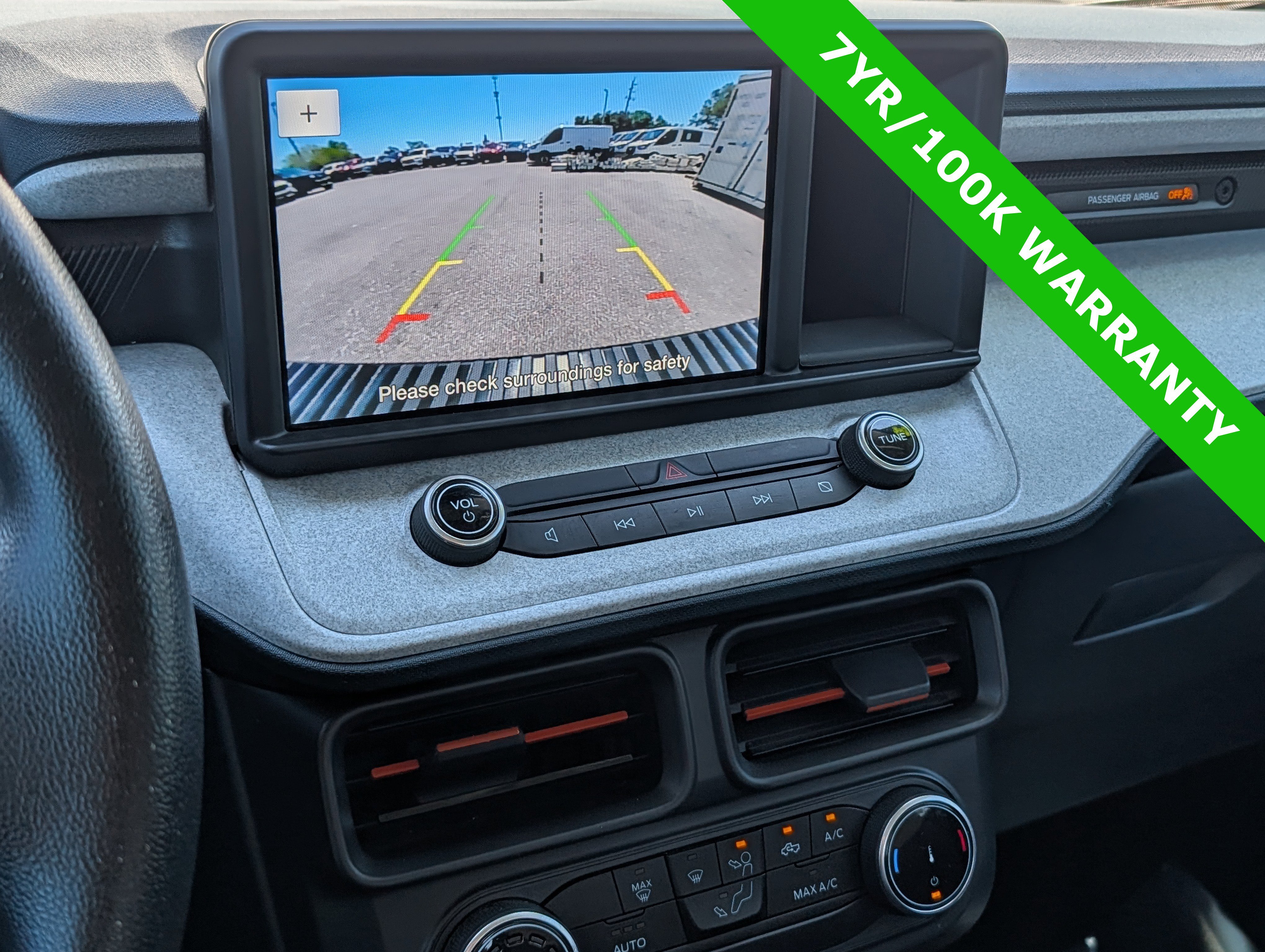 Certified 2024 Ford Maverick XLT image 28