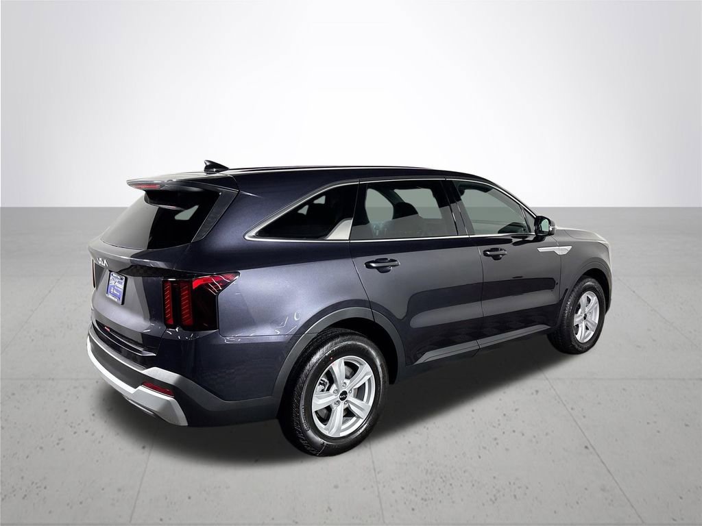 New 2026 Kia Sorento LX image 7