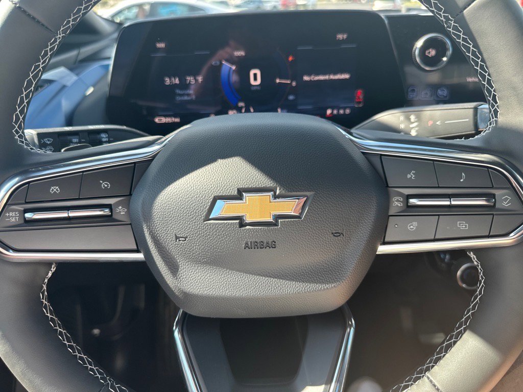 New 2026 Chevrolet Equinox EV LT image 13