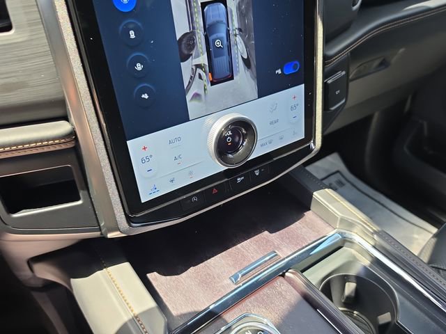 Used 2024 Ford Expedition Max Platinum image 25