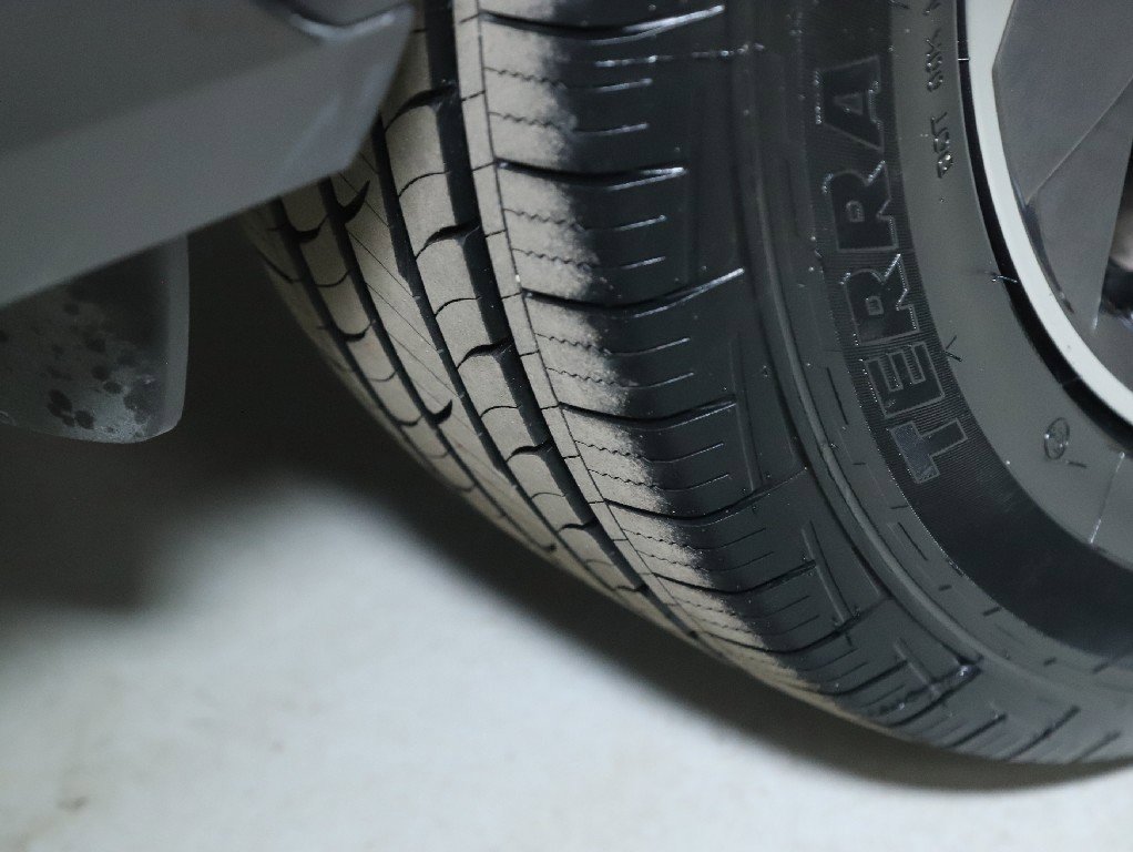 Certified 2025 Nissan Rogue SV image 35