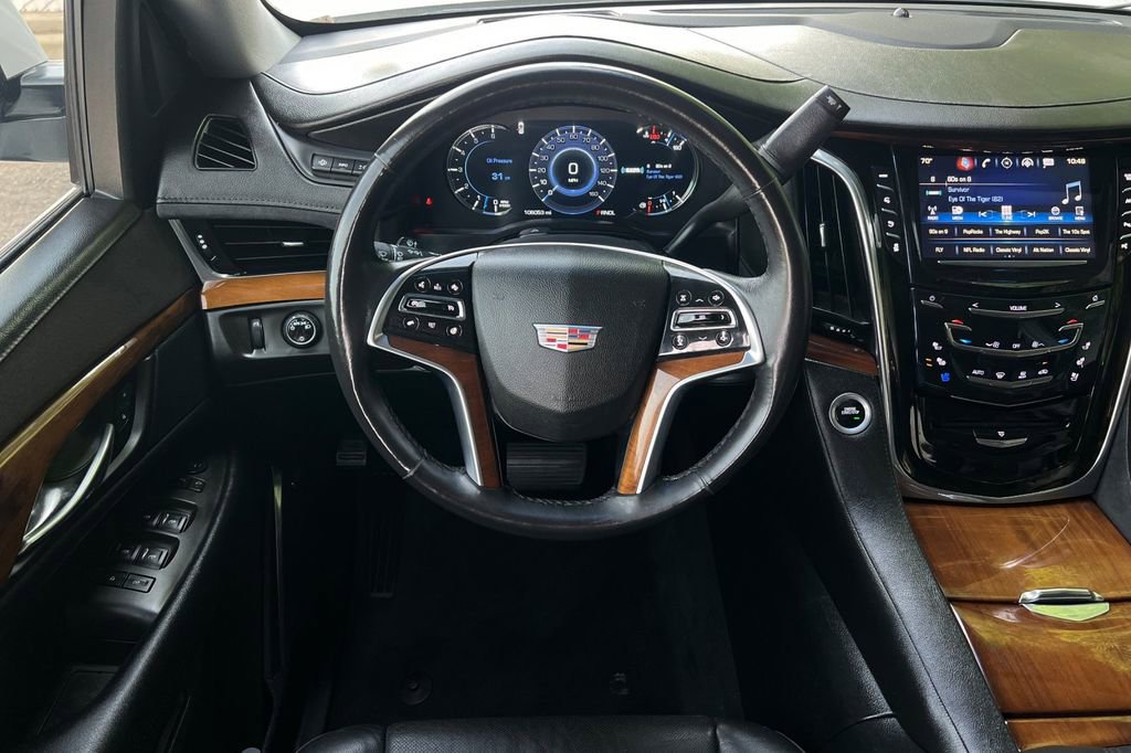 Used 2017 Cadillac Escalade Luxury image 18