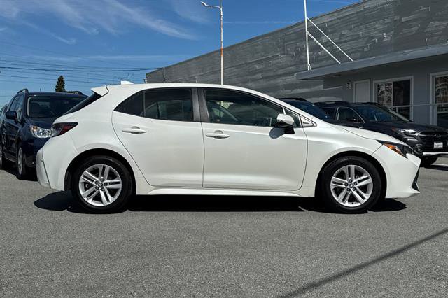 Used 2019 Toyota Corolla SE FWD image 2