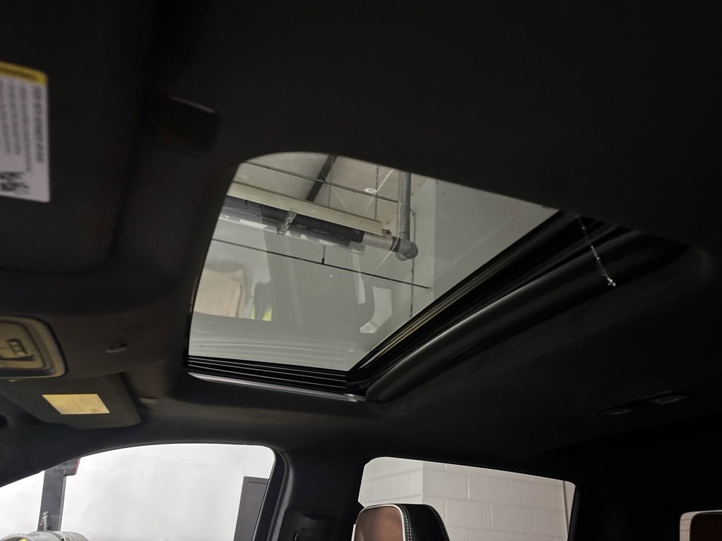 New 2026 GMC Sierra 3500 Denali Ultimate w/ LPO, Black Badging Package image 26