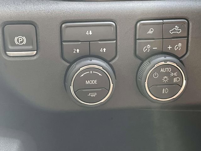 Used 2025 Chevrolet Silverado 2500 LT w/ Trail Boss Package image 26