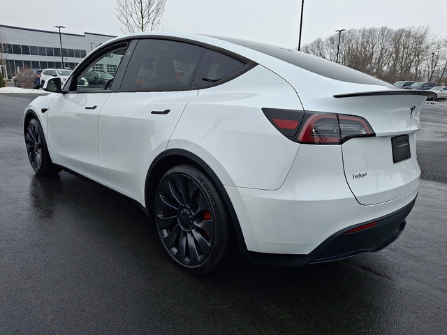 Used 2024 Tesla Model Y Performance image 5