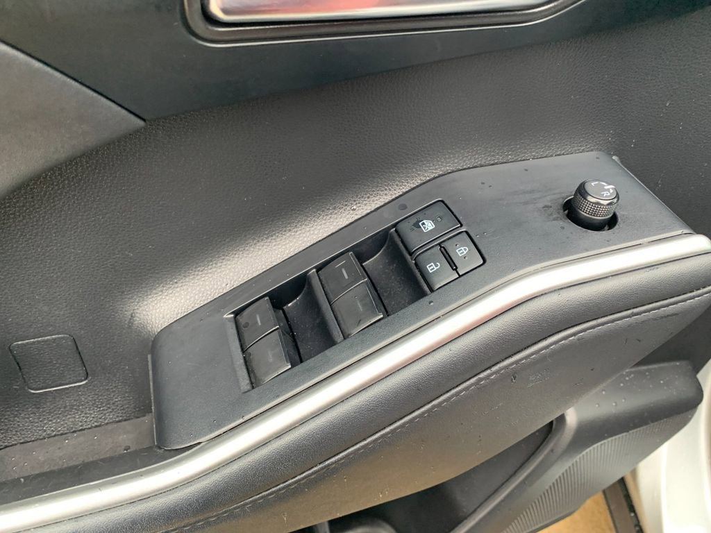 Used 2022 Toyota Highlander XSE image 13