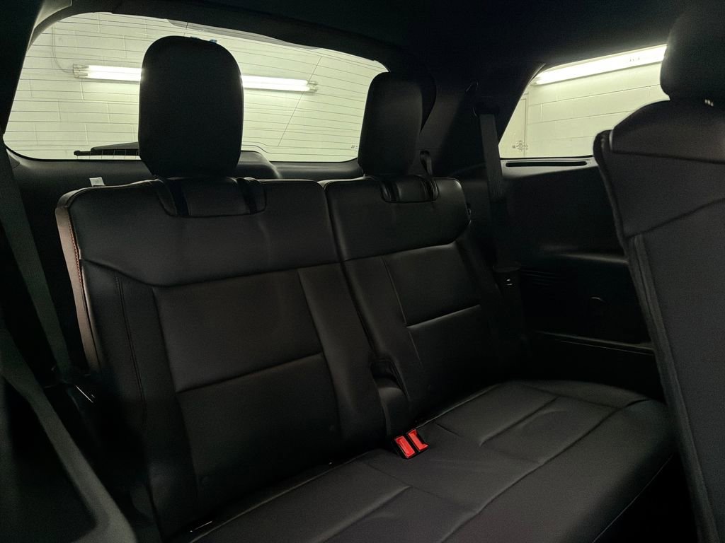 New 2026 Ford Explorer ST-Line image 30