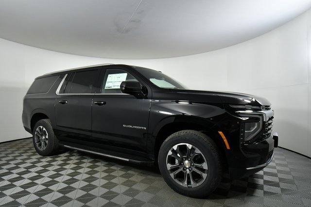 New 2026 Chevrolet Suburban LS image 9