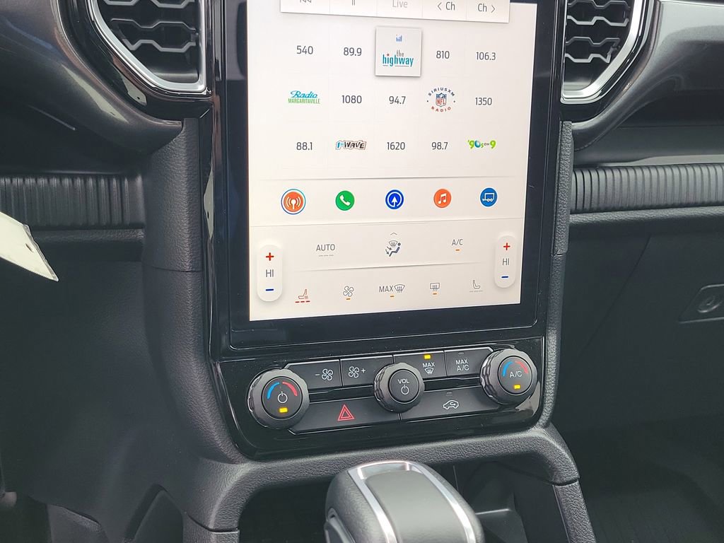 New 2025 Ford Ranger XLT w/ Equipment Group 301A High image 28