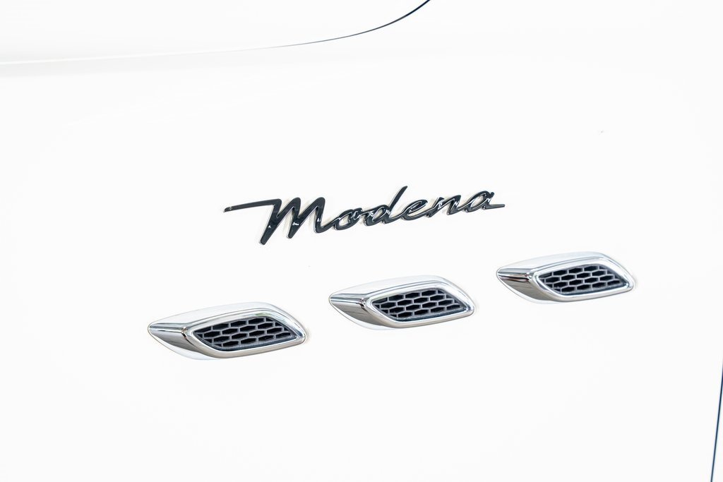 Used 2022 Maserati Levante Modena image 21