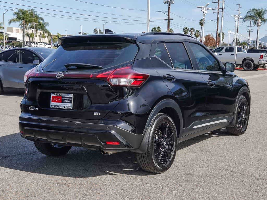 Used 2023 Nissan Kicks SR w/ SR Premium Package image 4