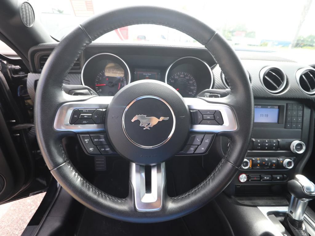 Used 2019 Ford Mustang Coupe RWD image 17
