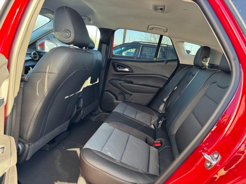 New 2026 Chevrolet Trax LT image 6