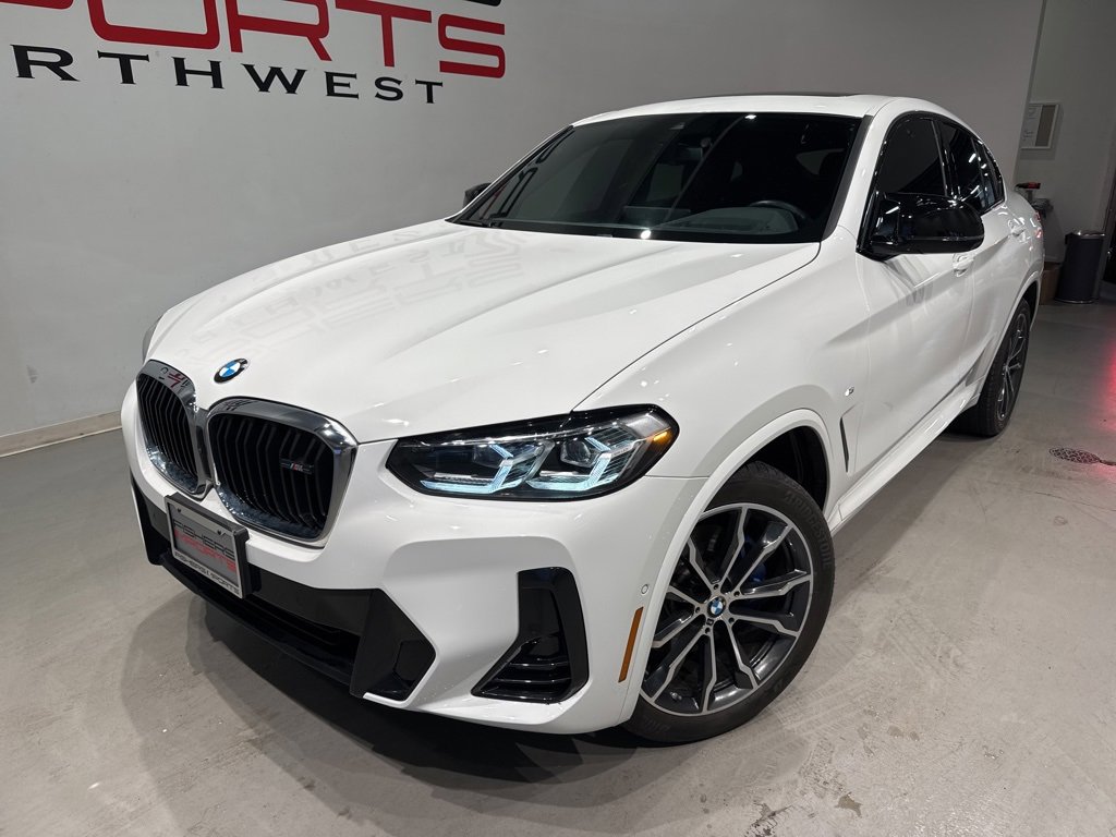 Used 2024 BMW X4 M40i w/ Premium Enhanced Package image 2