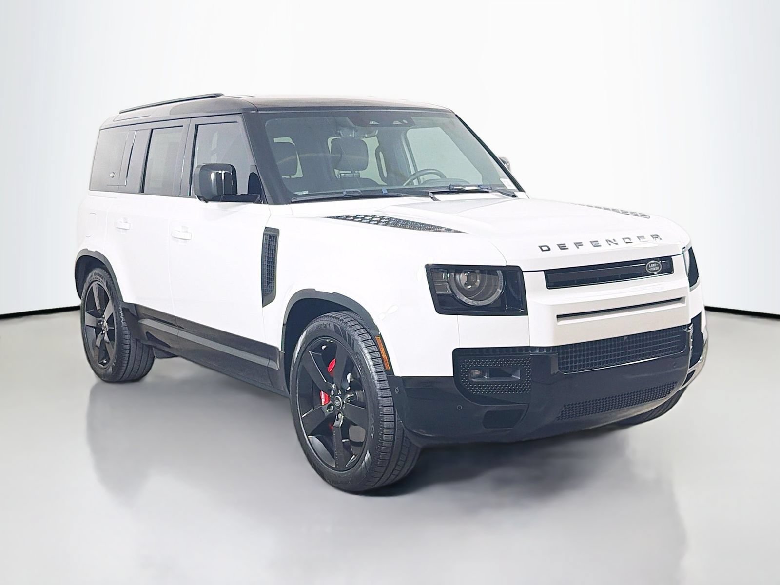 Certified 2024 Land Rover Defender 110 X-Dynamic SE AWD/4WD image 7