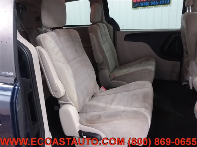Used 2014 Dodge Grand Caravan SXT w/ Rear Park Assist Package image 16