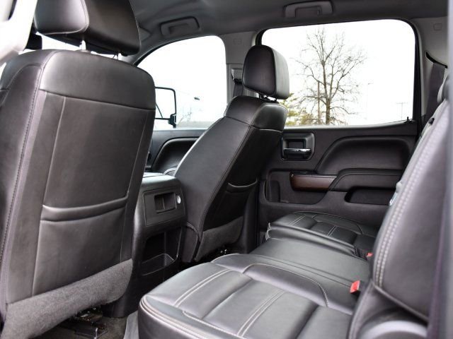 Used 2017 GMC Sierra 2500 Denali w/ Duramax Plus Package image 21