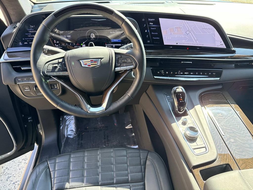 Used 2024 Cadillac Escalade Sport Platinum w/ LPO, ONYX Package image 20