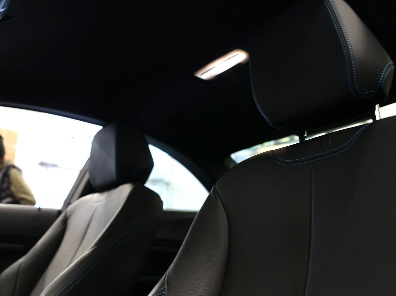 Used 2018 BMW M2 Base image 19