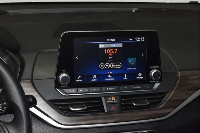 Used 2025 Nissan Altima 2.5 SV FWD image 24
