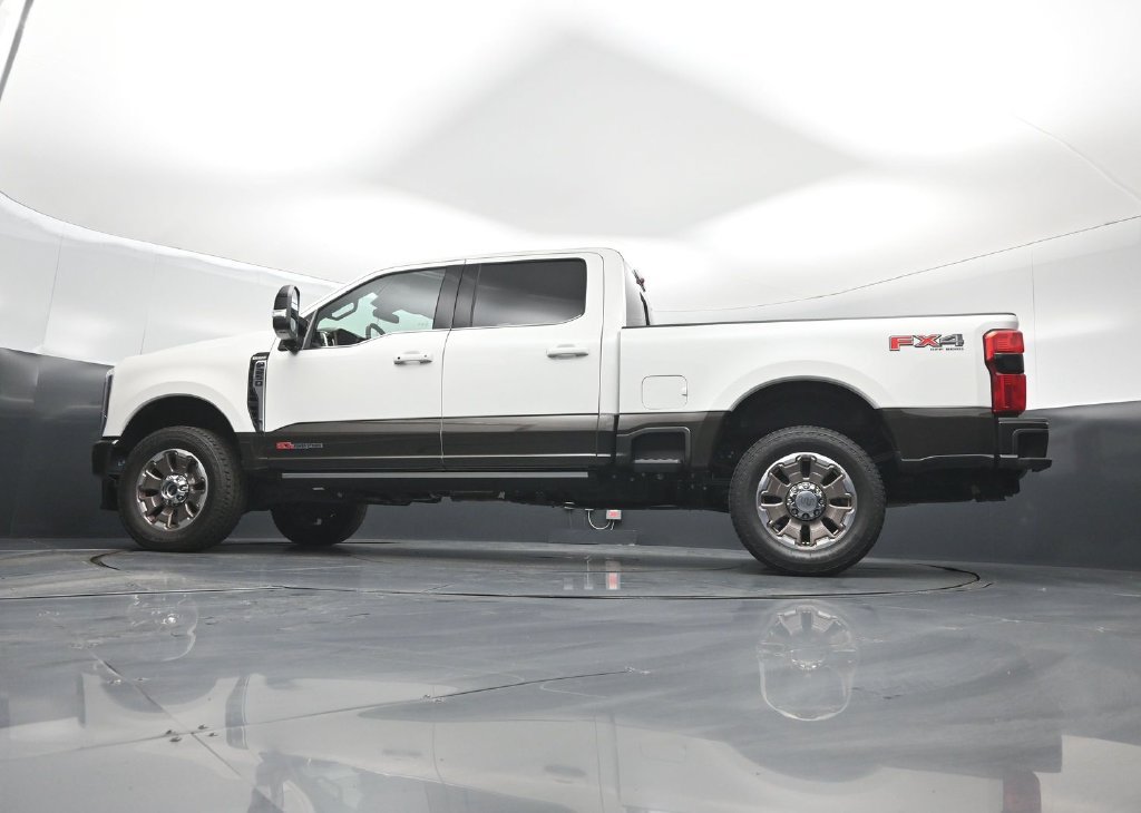 Used 2025 Ford F250 King Ranch AWD/4WD image 7