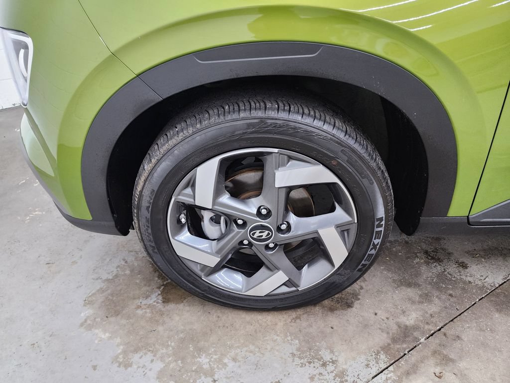 Used 2023 Hyundai Venue SEL w/ Cargo Package FWD image 35