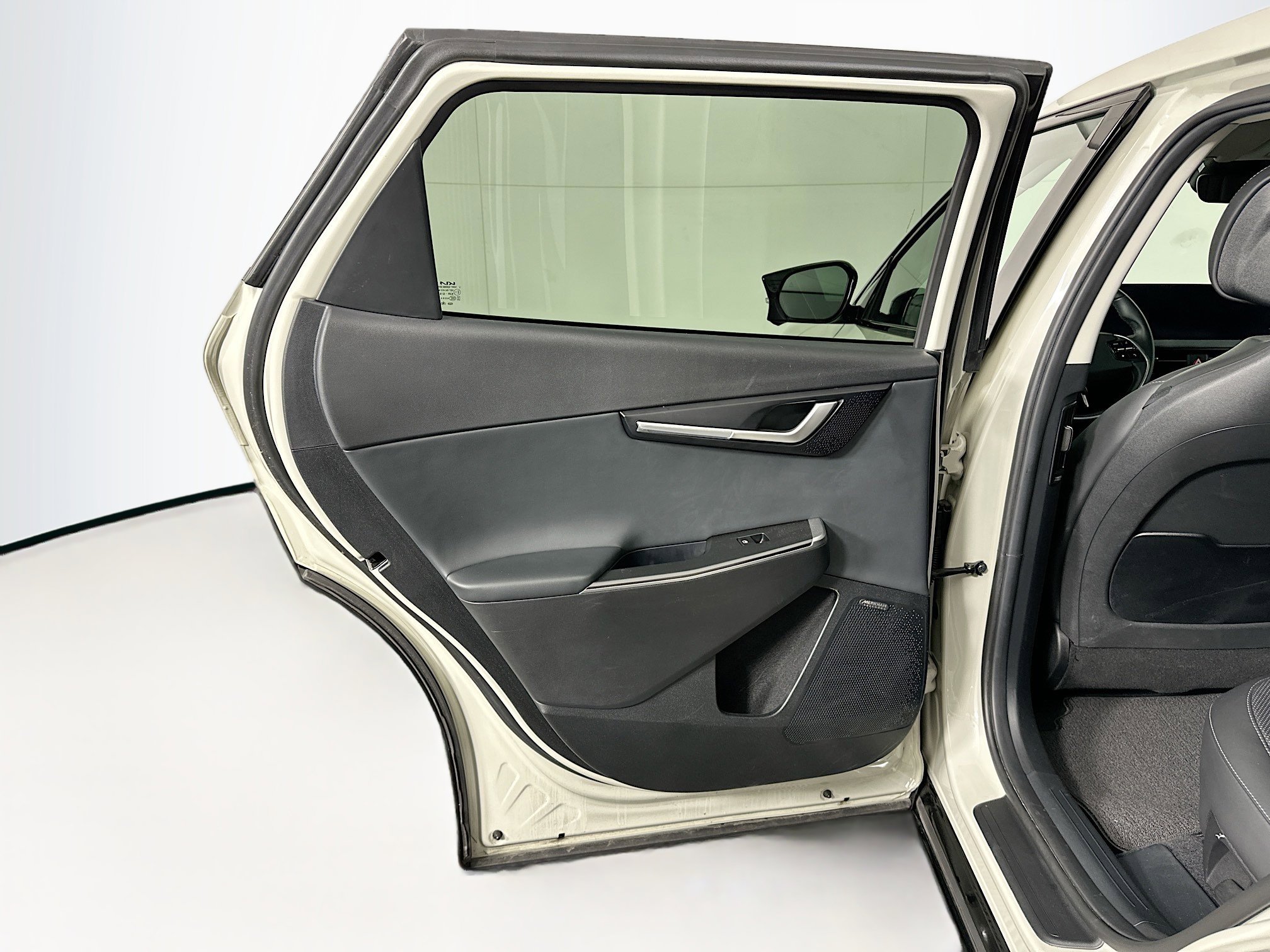 Used 2024 Kia EV6 Wind w/ Wind Technology Package image 26