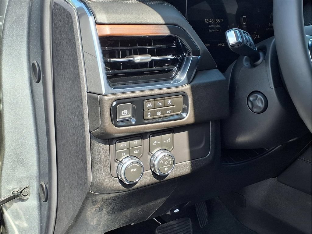 Certified 2026 GMC Yukon Denali w/ Sun & Power Step Package AWD/4WD image 14
